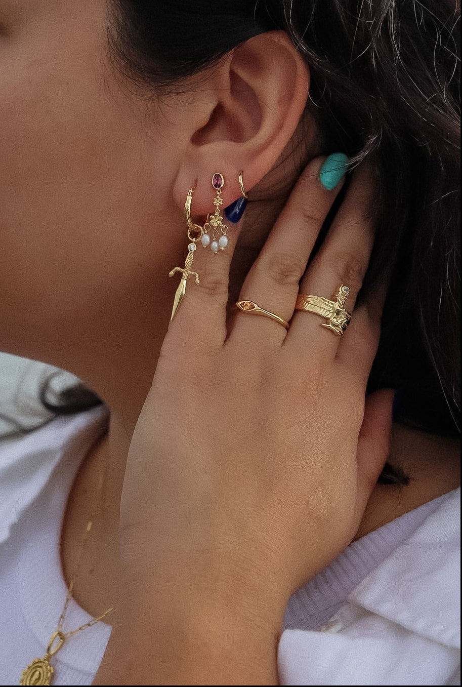 Fiora Earrings Gold